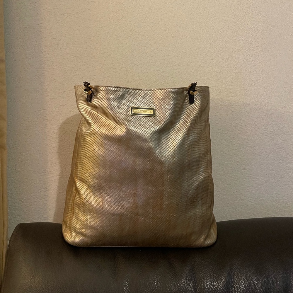 Michael Kors please check all picture of condition